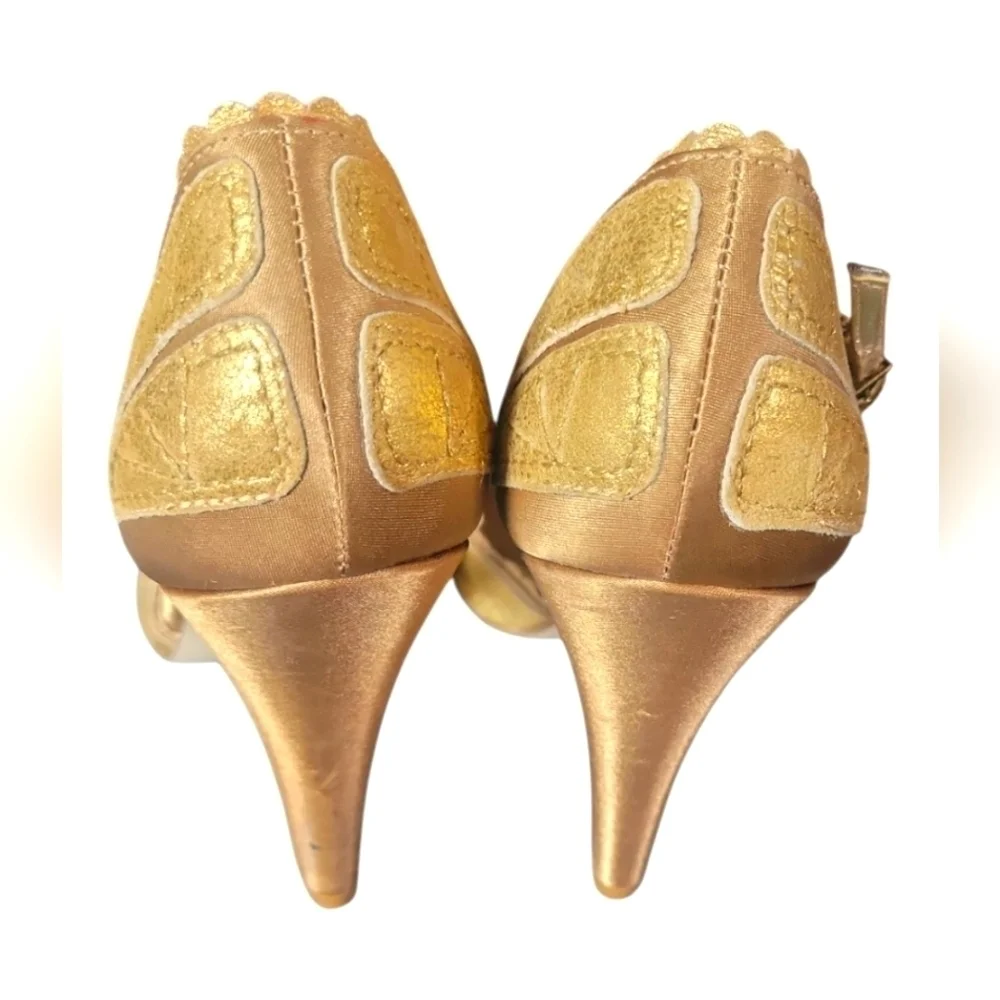 Nicole Miller Couture Formal Holiday Gold Satin Leather Women's Heels 8 1/2B